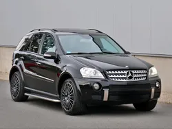 Schwarz Gebraucht 2007 Mercedes ML320 AMG SUV | 8.461 € (Fairer Preis)