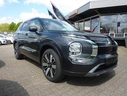 Basaltgrau Neu 2025 Mitsubishi Outlander P-HEV Top SUV | 53.390 € (Etwas zu teuer)