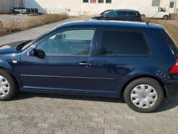 Blau Gebraucht 2002 VW Golf IV Limousine | 3.850 € (Teuer)