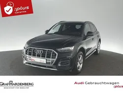 Mythosschwarz metallic Gebraucht 2024 Audi Q5 Ambiente SUV | 45.360 € (Guter Preis)