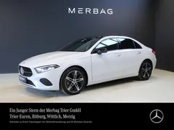 Weiß Gebraucht 2024 Mercedes A200 Advanced Limousine | 32.760 € (Etwas zu teuer)