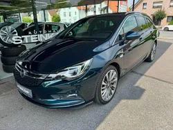 Grün Gebraucht 2016 Opel Astra Dynamic Kombi | 9.990 € (Guter Preis)