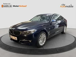 Imperialblau (metallic) Gebraucht 2015 BMW 320 Luxury Line Limousine | 15.700 € (Guter Preis)