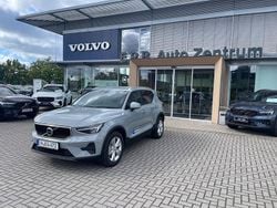 Grau Gebraucht 2025 Volvo XC40 Core SUV | 35.400 € (Fairer Preis)