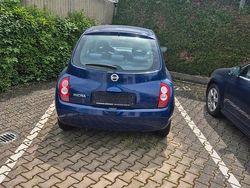 Blau Gebraucht 2004 Nissan Micra Kleinwagen | 650 €
