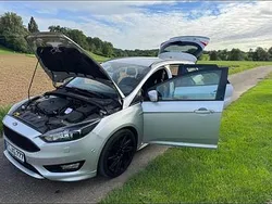 Silber Gebraucht 2017 Ford Focus ST Kombi | 8.850 € (Guter Preis)