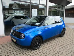 Blau Gebraucht 2021 Honda e Advance Kleinwagen | 19.900 € (Fairer Preis)