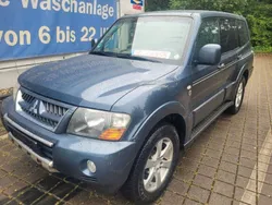Grau Gebraucht 2007 Mitsubishi Pajero Top SUV | 7.298 € (Guter Preis)