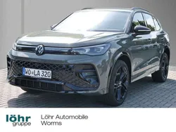 Cipressinogrün metallic Gebraucht 2025 VW Tiguan R-line SUV | 54.850 € (Guter Preis)