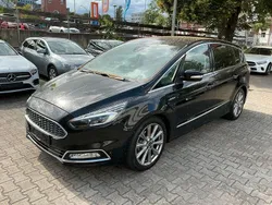 Schwarz Gebraucht 2019 Ford S-MAX Vignale Van / Kleinbus | 24.998 € (Fairer Preis)