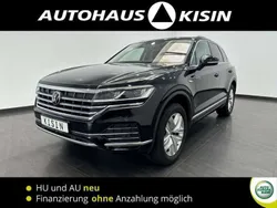 Grenadillschwarz metallic Gebraucht 2023 VW Touareg Elegance SUV | 55.990 € (Fairer Preis)