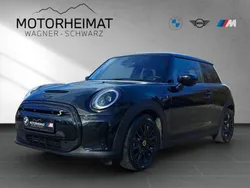 Midnight black (metallic) Gebraucht 2023 Mini Cooper Kleinwagen | 21.750 € (Fairer Preis)