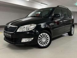 Schwarz Gebraucht 2011 Skoda Roomster Style Van / Kleinbus | 7.750 € (Teuer)