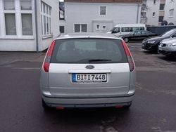 Silber Gebraucht 2007 Ford Focus Fun X Limousine | 1.200 € (Guter Preis)