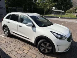 Gebraucht 2016 Kia Niro Vision SUV | 14.500 € (Teuer)