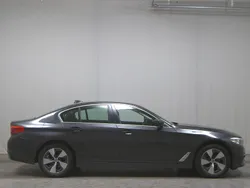 Grau Gebraucht 2019 BMW 530 Sport Line Limousine | 23.480 € (Superpreis)