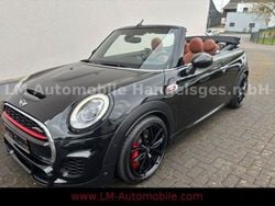 Midnight black metallic (metallic) Gebraucht 2016 Mini Cooper Cabriolet Cabrio | 19.990 €