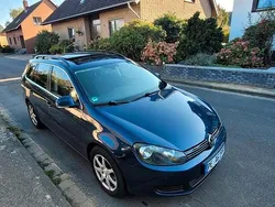 Blau Gebraucht 2011 VW Golf VI Kombi | 2.800 € (Fairer Preis)