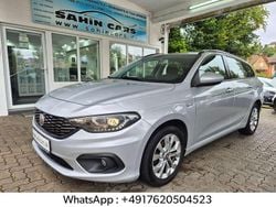 Silber Gebraucht 2018 Fiat Tipo Lounge Limousine | 9.900 € (Fairer Preis)