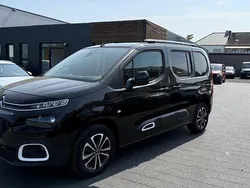 Schwarz Gebraucht 2019 Citroën Berlingo Feel Van / Kleinbus | 11.900 € (Fairer Preis)