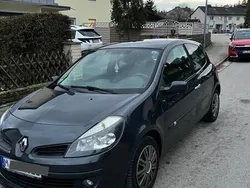 Schwarz Gebraucht 2006 Renault Clio II Kleinwagen | 3.300 € (Etwas zu teuer)