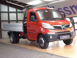 Rot Neu 2024 Piaggio Porter SUV | 25.975 € (Fairer Preis)