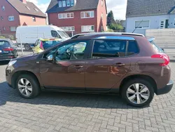Braun Gebraucht 2015 Peugeot 2008 SUV | 5.950 € (Guter Preis)
