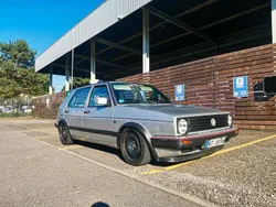 Silber Gebraucht 1988 VW Golf II Kleinwagen | 2.900 €
