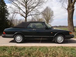 Grün Gebraucht 1993 Saab 900 Kleinwagen | 11.900 €
