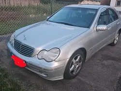 Silber Gebraucht 2001 Mercedes C200 Avantgarde Limousine | 1.900 € (Guter Preis)