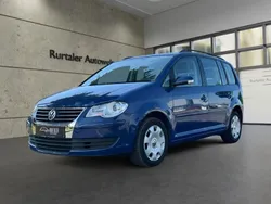 Blau Gebraucht 2009 VW Touran Trendline Van / Kleinbus | 8.499 € (Teuer)