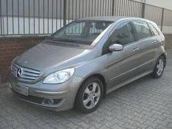 Grau Gebraucht 2005 Mercedes B170 Van / Kleinbus | 2.250 € (Superpreis)