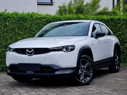 Weiß Gebraucht 2023 Mazda MX30 Ad'Vantage SUV | 17.999 € (Guter Preis)