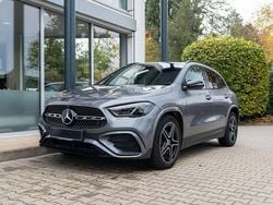 Grau Gebraucht 2024 Mercedes GLA200 Premium SUV | 39.900 € (Fairer Preis)