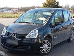 Beige Gebraucht 2006 Renault Modus Van / Kleinbus | 1.390 € (Superpreis)