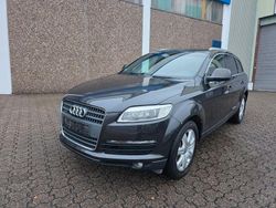 Grau Gebraucht 2006 Audi Q7 SUV | 6.500 € (Fairer Preis)