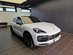 Weiß Gebraucht 2023 Porsche Cayenne Turbo GT SUV | 168.000 €