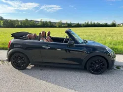 Schwarz Gebraucht 2023 Mini Cooper Classic Kleinwagen | 25.580 € (Etwas zu teuer)