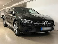 Schwarz Gebraucht 2020 Mercedes CLA220 Shooting Brake Kombi | 27.900 € (Fairer Preis)