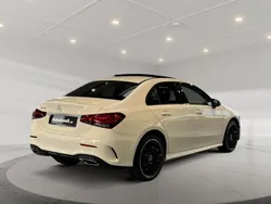 Weiß Gebraucht 2022 Mercedes A250 AMG Limousine | 29.418 € (Fairer Preis)