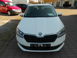 Weiß Gebraucht 2021 Skoda Fabia Style Limousine | 14.650 € (Fairer Preis)