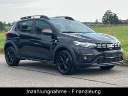 Schwarz Neu 2024 Dacia Sandero Extreme Kleinwagen | 18.500 € (Guter Preis)