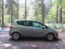 Silber Gebraucht 2013 Opel Meriva Active Van / Kleinbus | 4.150 € (Guter Preis)