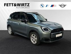Smokey green metallic Gebraucht 2024 Mini Countryman SUV | 34.899 € (Superpreis)