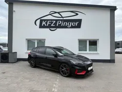 Schwarz Gebraucht 2019 Ford Focus ST Kombi | 20.999 € (Fairer Preis)