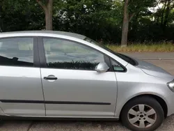 Silber Gebraucht 2005 VW Golf Plus Cross Trendline Van / Kleinbus | 2.200 € (Etwas zu teuer)