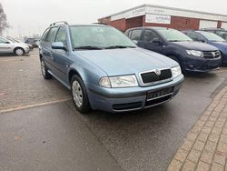 Grau Gebraucht 2007 Skoda Octavia Tour Kombi | 3.980 € (Etwas zu teuer)