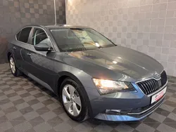 Quarzgrau metallic Gebraucht 2015 Skoda Superb Ambition Limousine | 12.440 € (Fairer Preis)
