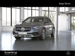 Grau Gebraucht 2021 Mercedes GLA250 Progressive SUV | 28.900 € (Superpreis)