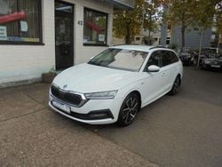 Weiß Gebraucht 2022 Skoda Octavia Clever Limousine | 16.950 € (Guter Preis)